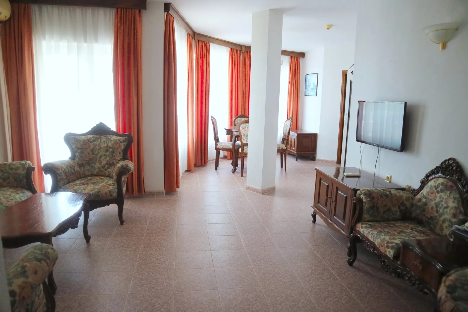 Apartamentul superior, fotografia 1